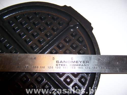 Carbon's Waffle Iron Maker Replacement plate part Thin Waffle